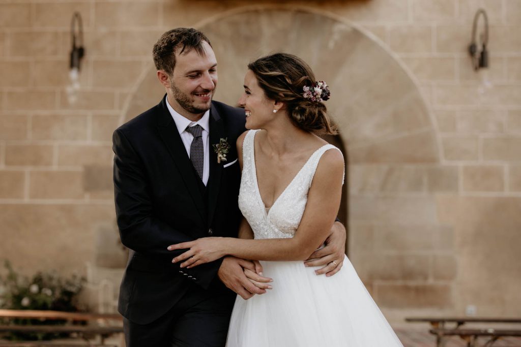 Foto de una boda en Mas Cabanyes el sitio de la boda de Risto Mejide y Laura Escanes hecha por un fotógrafo de bodas de barcelona