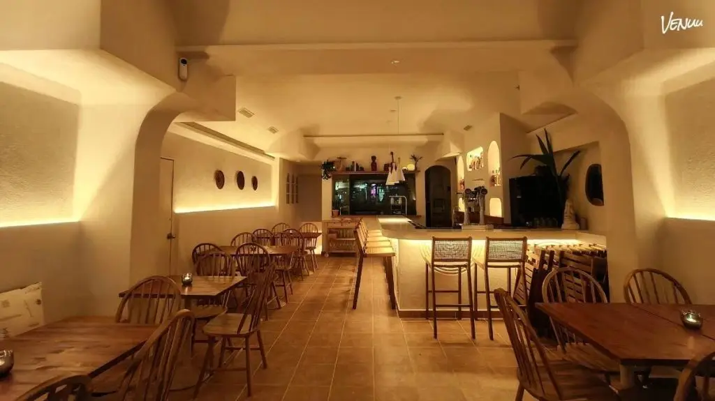 Sitios para celebrar comuniones en Madrid 6 Foto de PANGEA Restaurante, local temático en Madrid con decoración viajera y cocina internacional para comuniones originales.