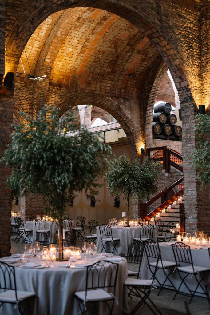 Boda en Caves Codorniu